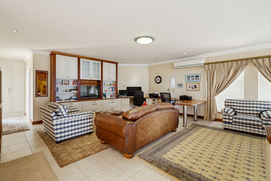 3 Bedroom Property for Sale in Steynsrust Western Cape